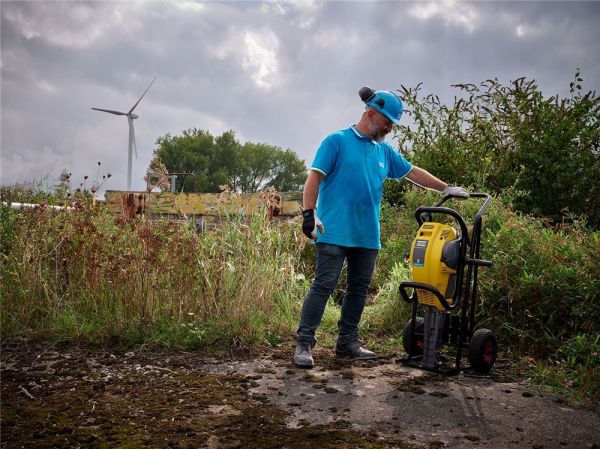 Модельный ряд бензиновых отбойных молотков Cobra