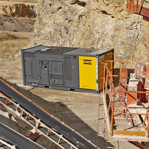Дизельный генератор Atlas Copco QEC 800